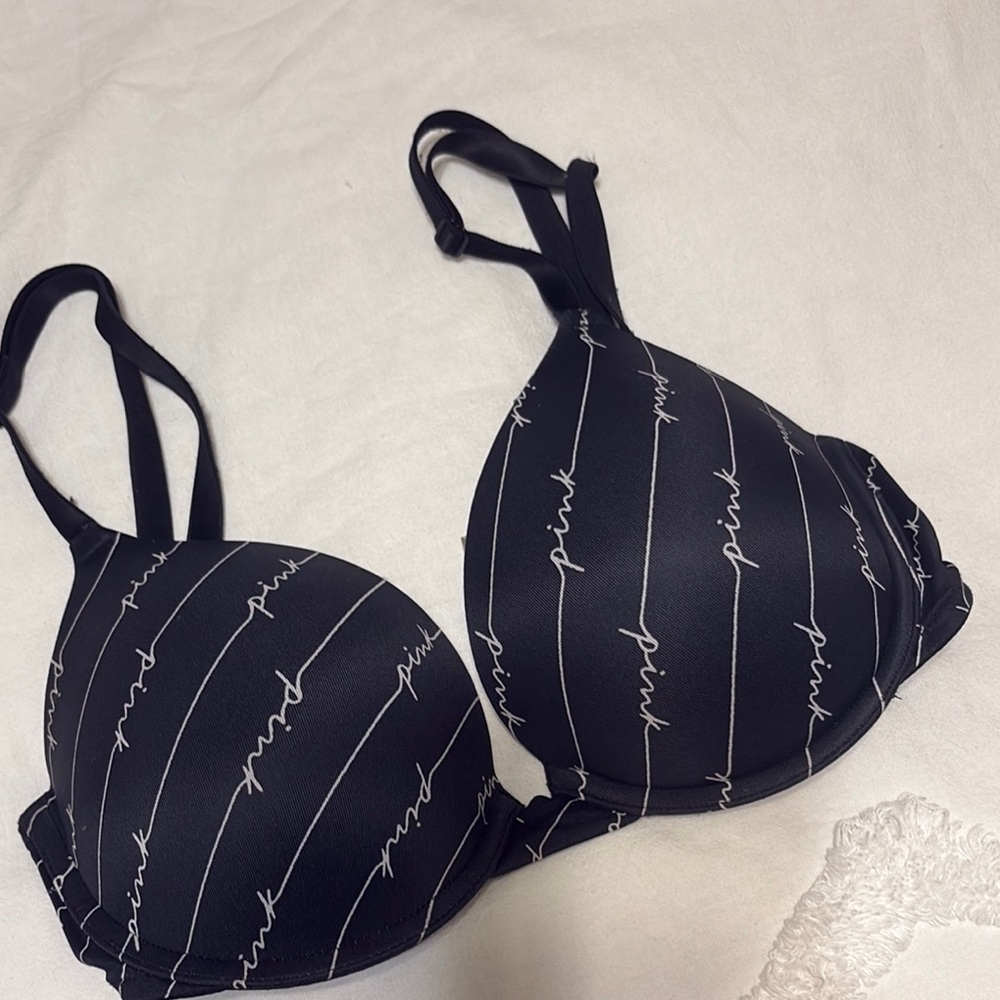 PINK Victoria's Secret wear everywhere push-up